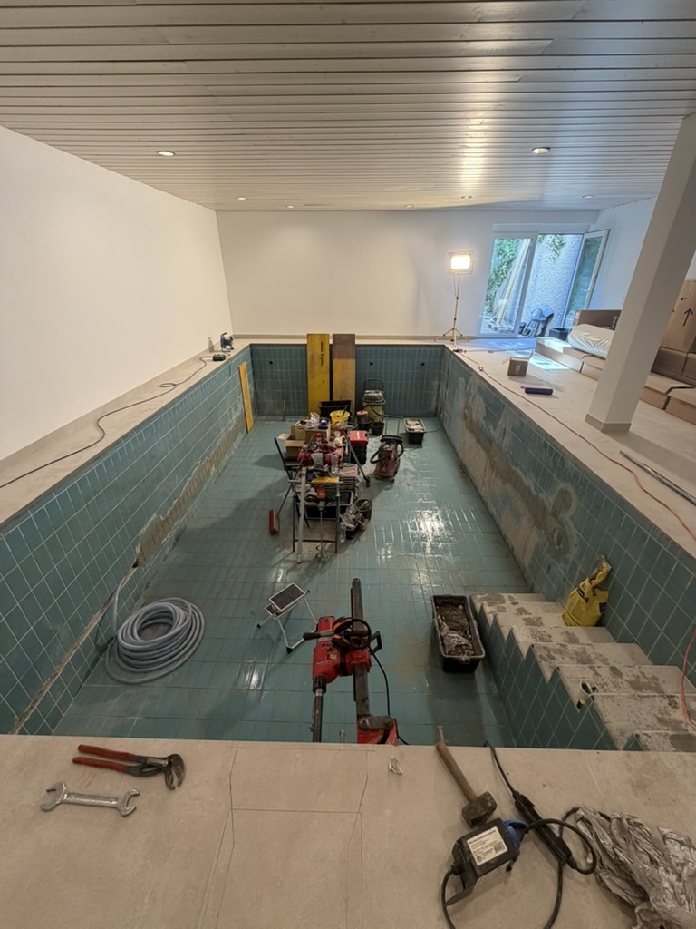 Schwimmbad Taufkirchen